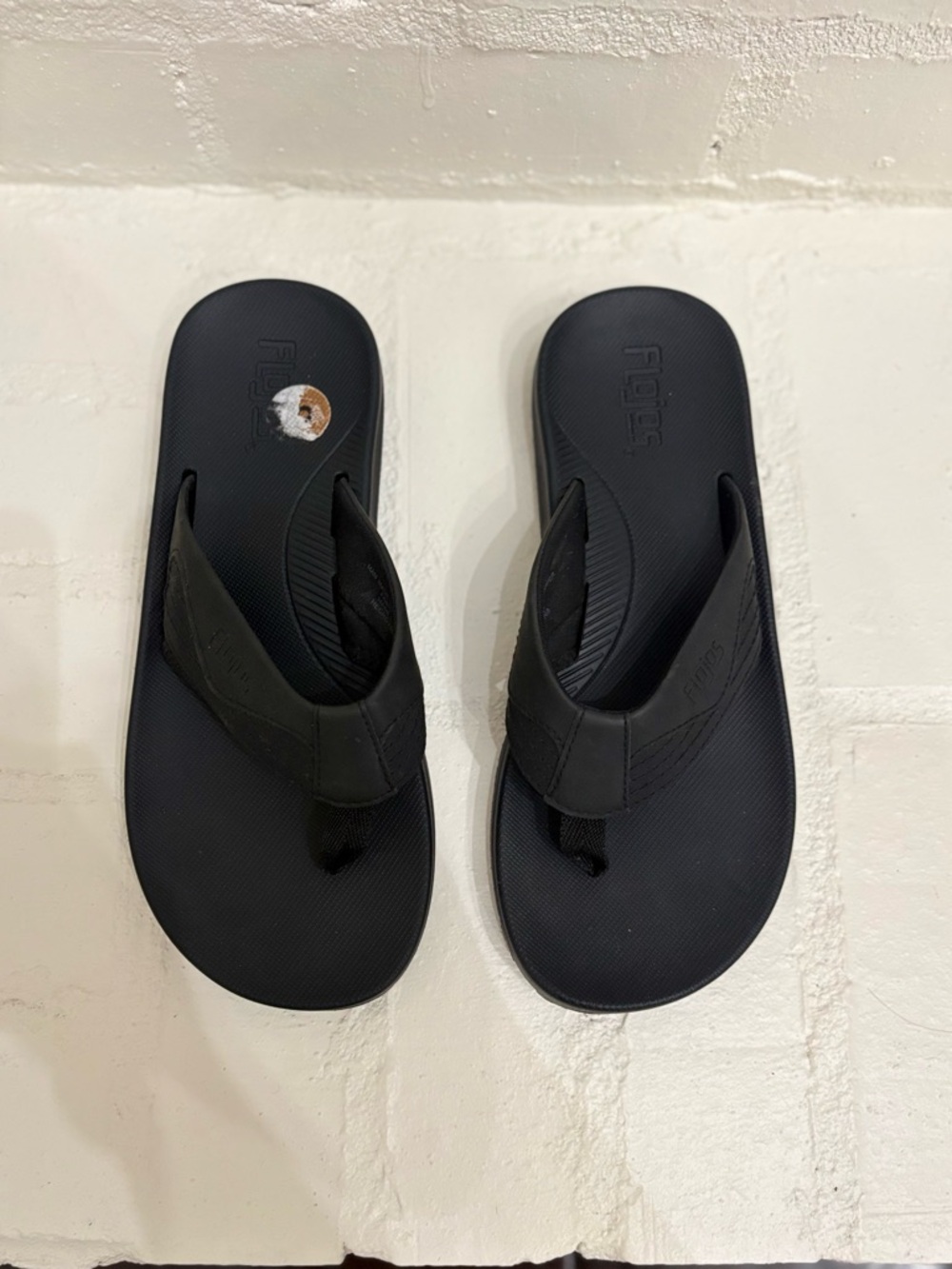 Flojos Black Flip-Flop Sandals - Casual Thong Slides